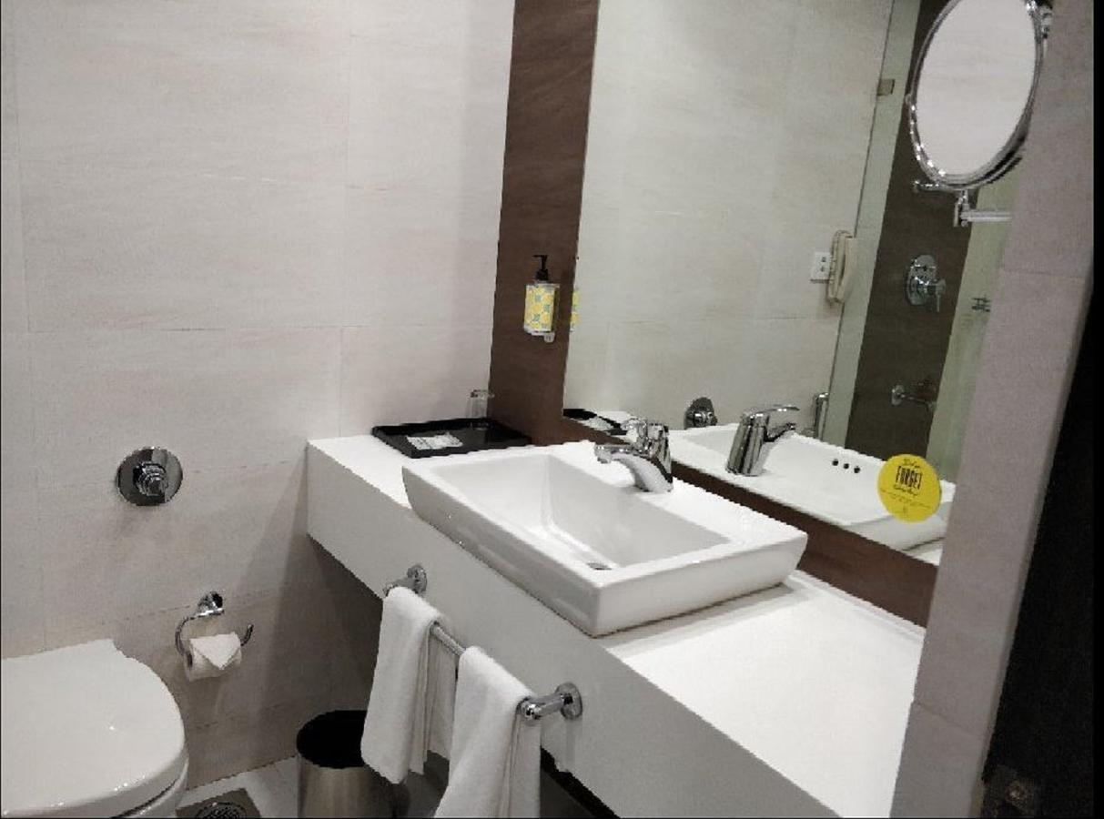 Lemon Tree Hotel, Banjara Hills, Hotel 4*