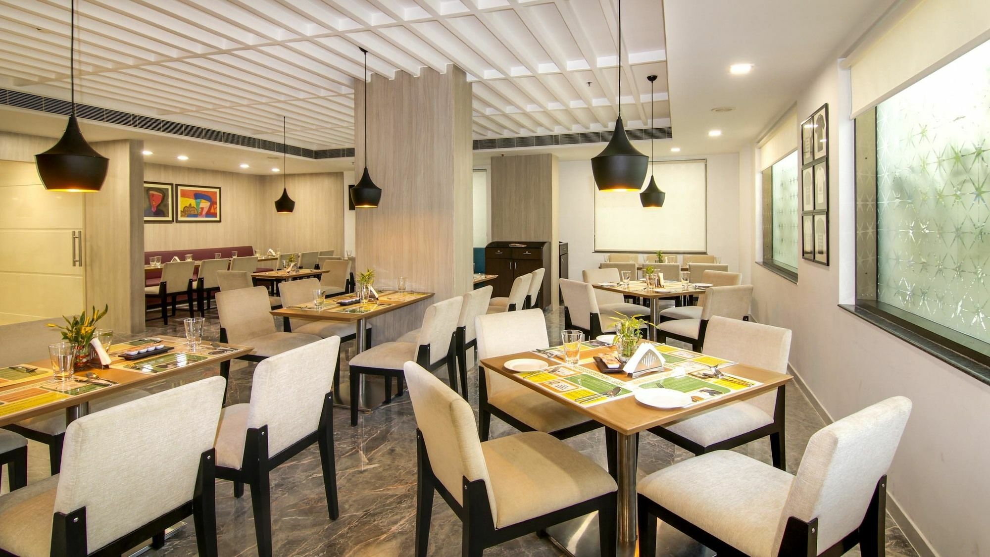 Hotel Lemon Tree Hotel, Banjara Hills, Hyderabad